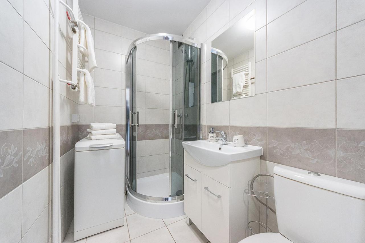 Glow Apartments, Apartament Kolobrzeska Gdańsk Buitenkant foto